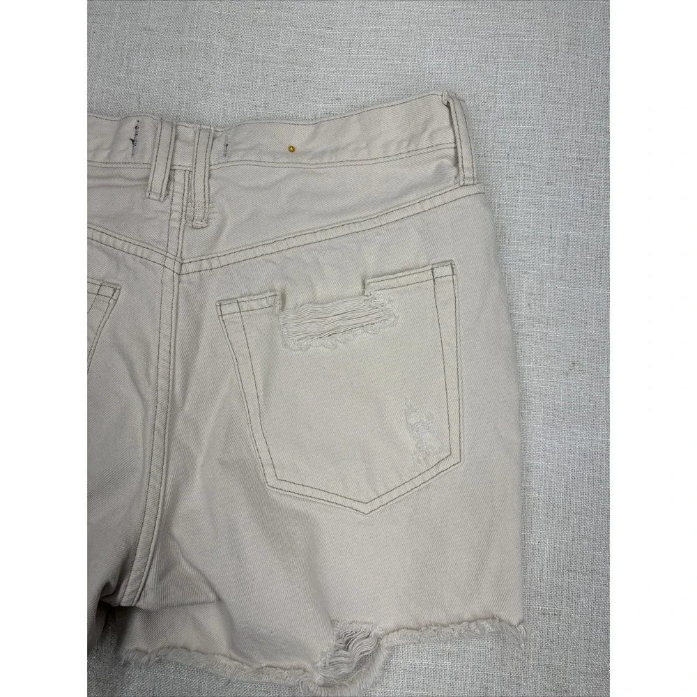 We The Free Women's 26 Button Fly Shorts, Off-White,‎ Distressed, Free People